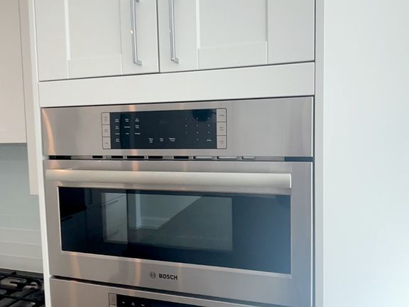 4th image of 456 E Illinois St #1205
