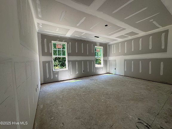 5th image of 106 Twin Pines Court (Lot #81)
