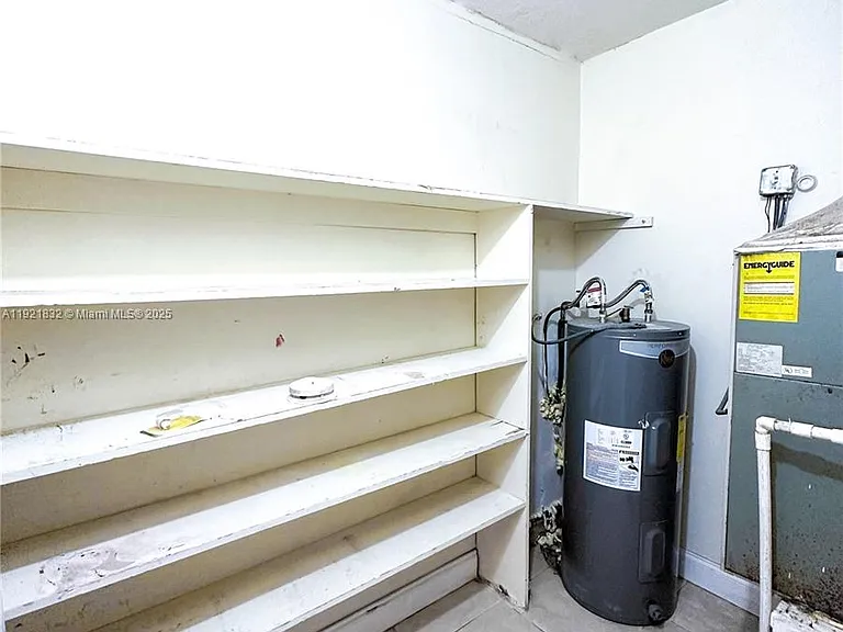 12275 NE 19th Ave #11 — Photo 11