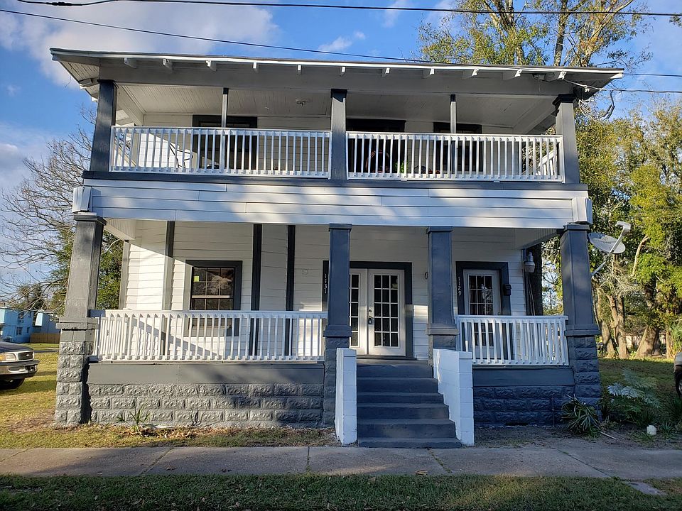 1st image of 1129 Grothe St #1