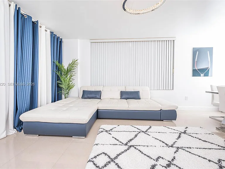 3505 S Ocean Dr #221 — Photo 9