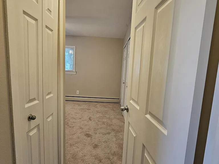 739 W Maple Rd — Photo 5