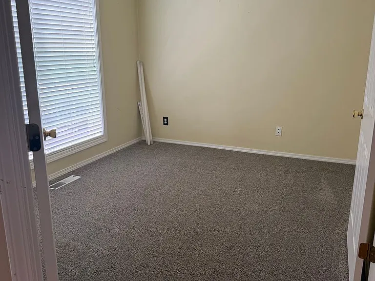 1311 Keystone Loop NE — Photo 27