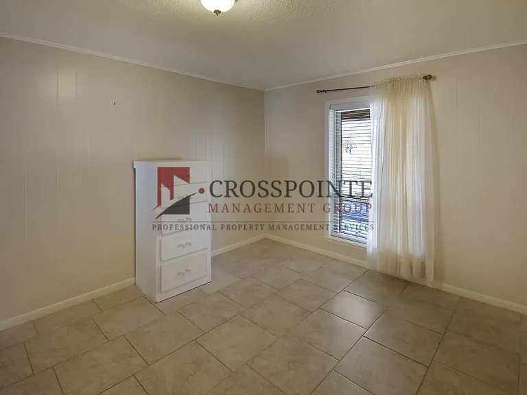 16640 Quiet Bay Dr — Photo 20
