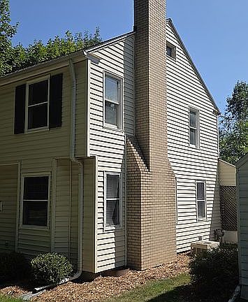 2nd image of 644 Forest St