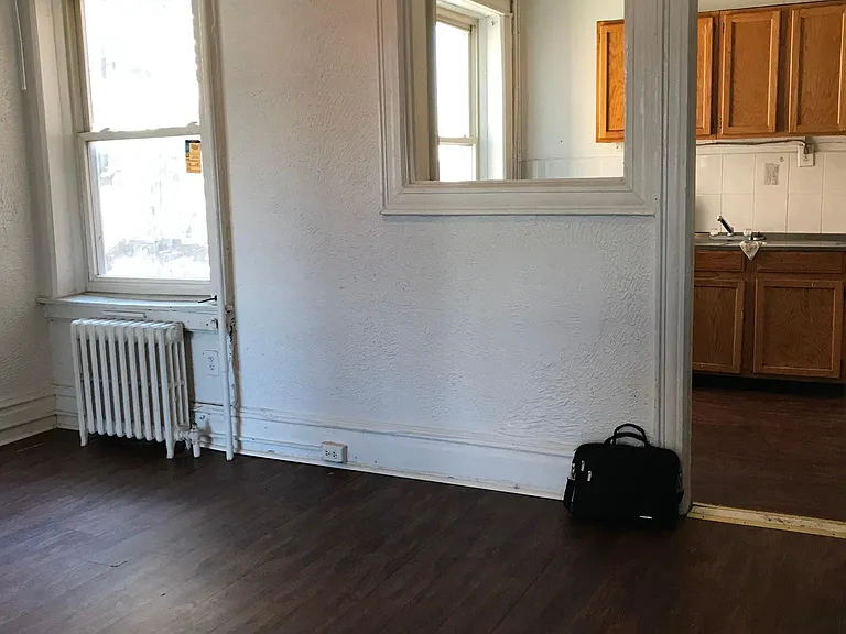 148 Summit Ave #4 — Photo 2
