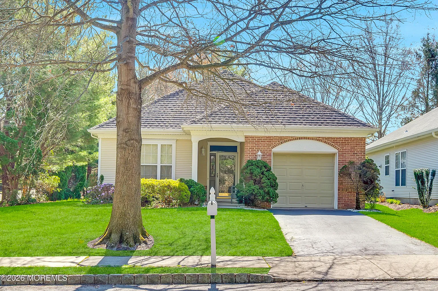 2 Spring Meadow Drive photo 1