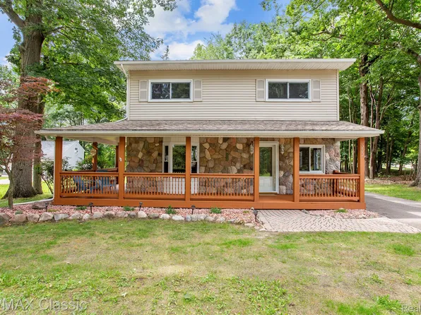 202 Buffington St, Novi, MI 48377