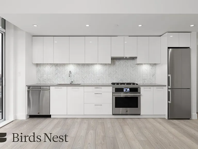8570 Rivergrass Dr #601 — Photo 1