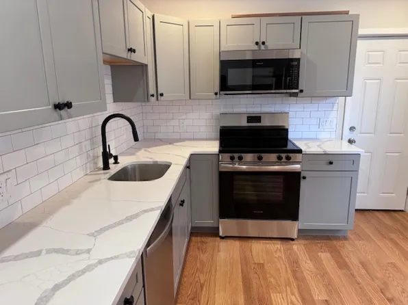 620 Hyde Park Ave Unit 1, Roslindale, MA 02131