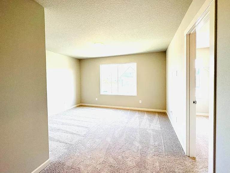 8269 SE Leafhopper St — Photo 37