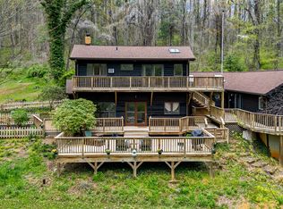 902 Harris Hollow Rd, Washington, VA 22747