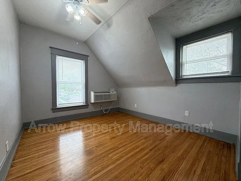 738 N 25th St #1 — Photo 6