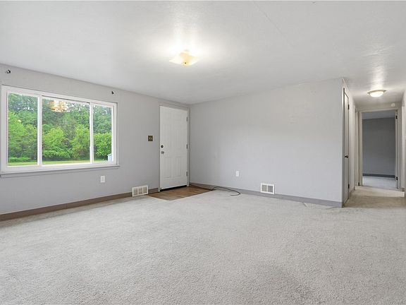 3rd image of 2911 Valley St