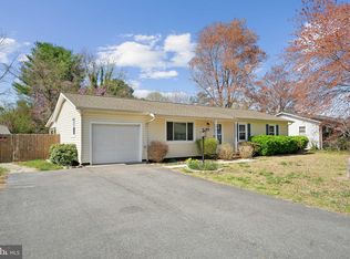 411 Derby Ln, Tappahannock, VA 22560