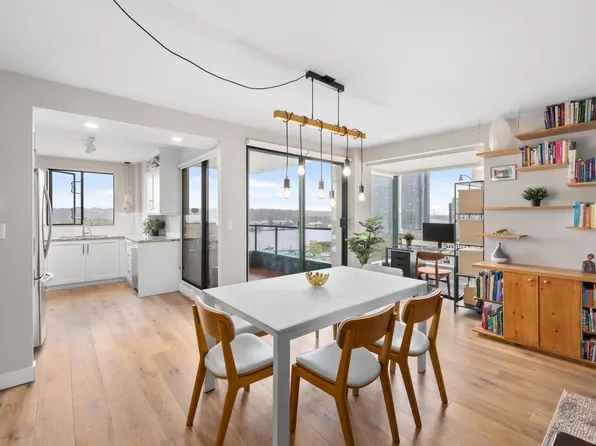 410 Carnarvon St #502, New Westminster, BC V3L 5N9