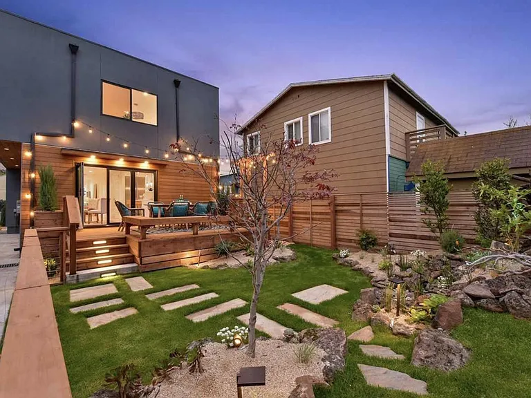 Serene backyard for retreat