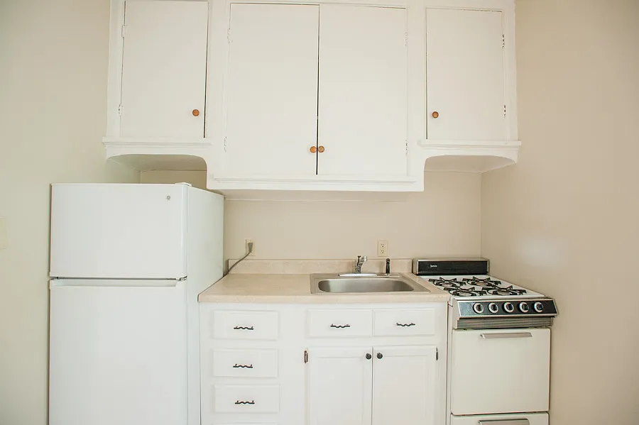 1665 N Humboldt Apt. 4 — Photo 2