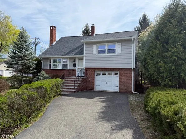 54 S Central Ave, Ramsey, NJ 07446