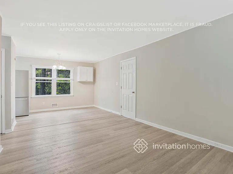 2155 Venesa Cir — Photo 4