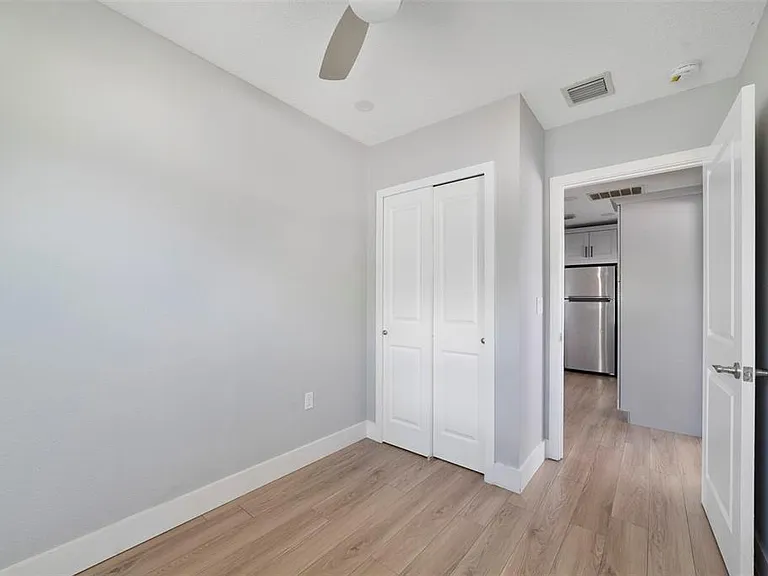 4521 Edgewater Dr #1 — Photo 14