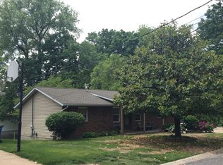 205 Gaylord Dr, Collinsville, IL