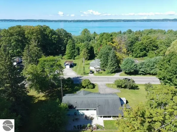 10159 S East Torch Lake Dr, Alden, MI 49612