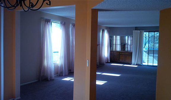 2nd image of 1630 S Bentley Ave APT 204