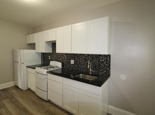 4 Westfield Rd APT A2, West Hartford, CT 06119