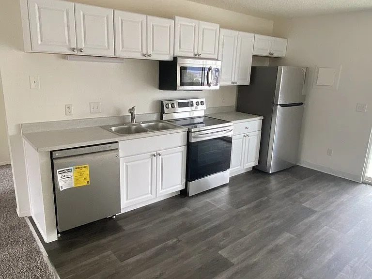 865 Hathaway Dr #D — Photo 21