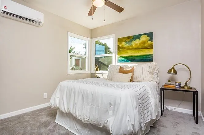 1610 Dupont Dr — Photo 16