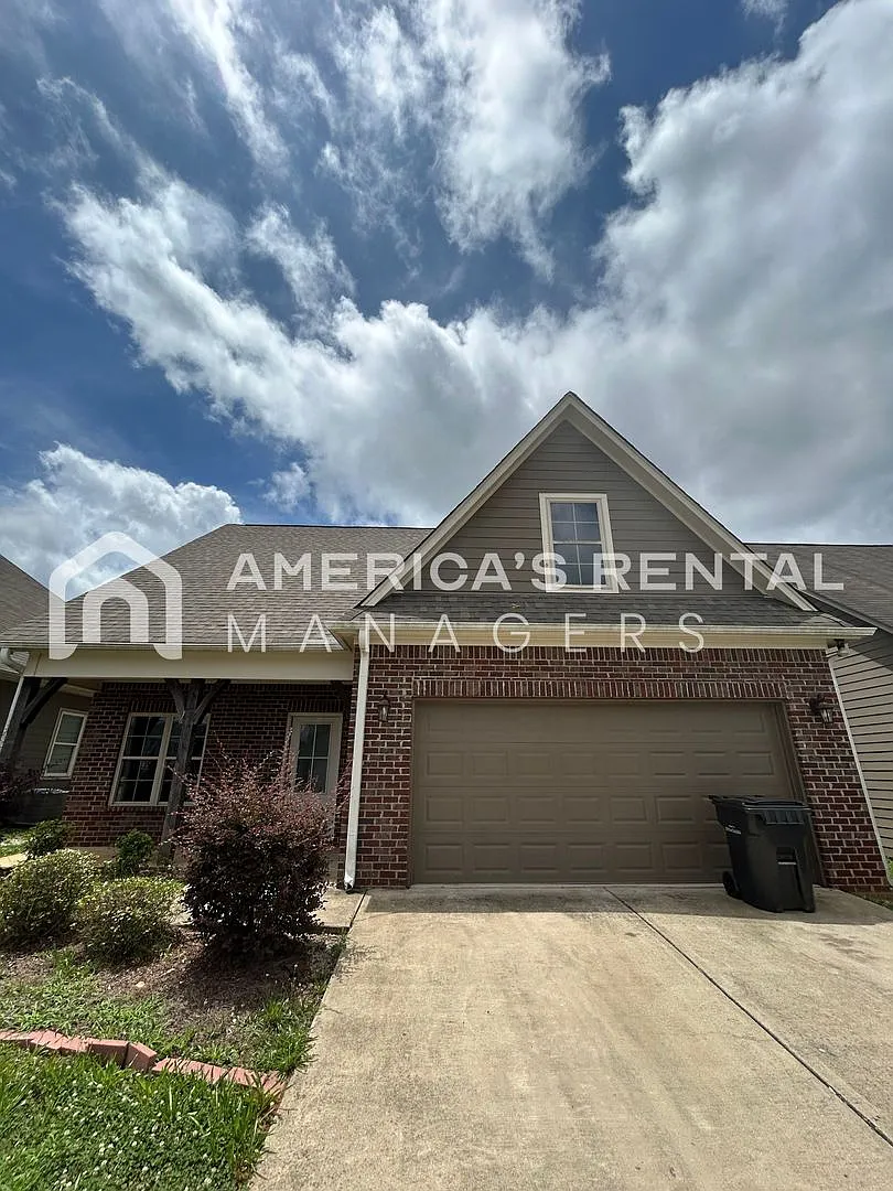 Spacious Home For Rent In Calera! Coming Soon! — Photo 1