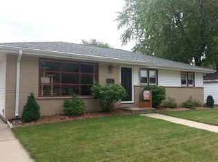 2927 34th St, Kenosha, WI 53140