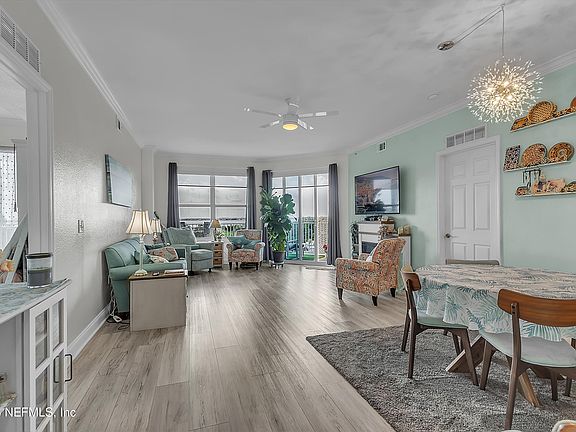 4th image of 2801 S RIDGEWOOD Avenue #502