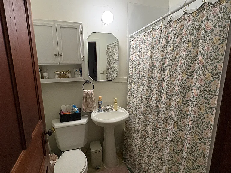 915 King St — Photo 10