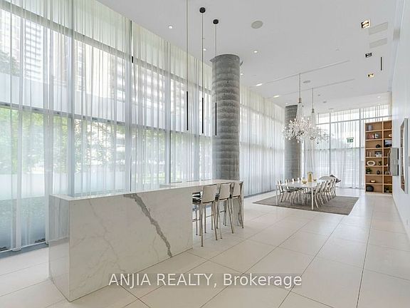 5th image of 185 Roehampton Ave Unit 312