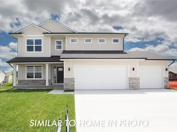 204 Creekside Dr SW, Bondurant, IA 50035