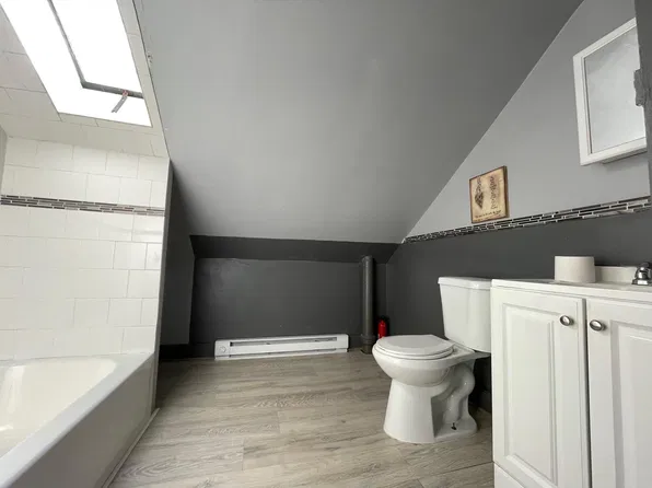 2 Young Ave Floor 3, Providence, RI 02908