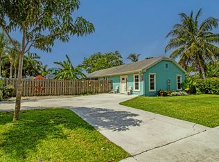 9426 SE Venus St, Hobe Sound, FL 33455
