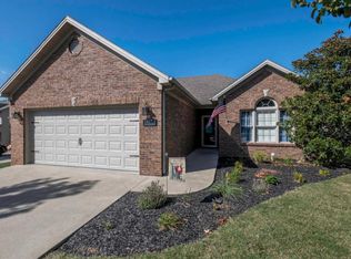 117 Summit Dr, Georgetown, KY 40324
