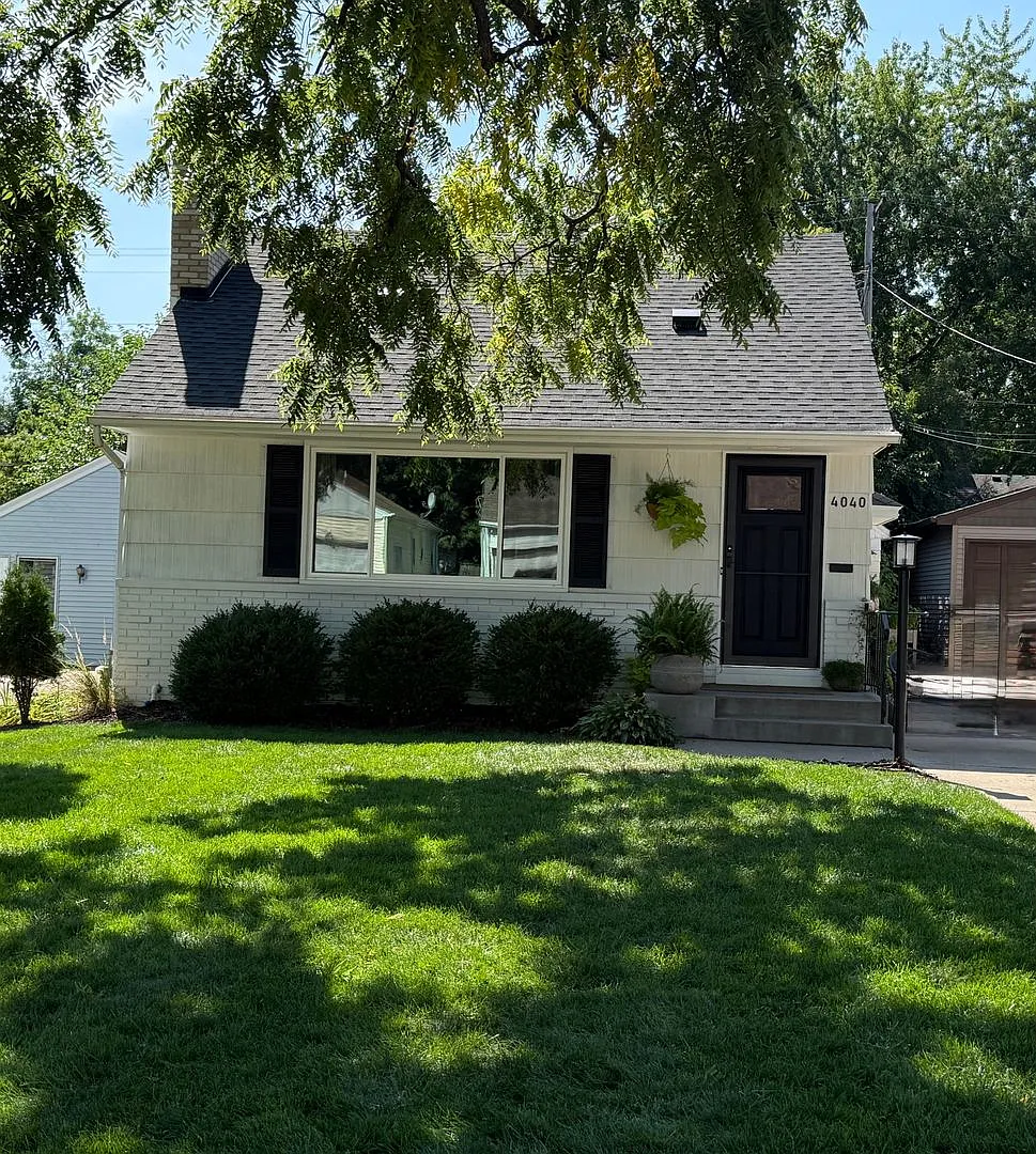 Charming 3-Bedroom Home with Finished Lower Level & 2-Car Garage — Photo 2
