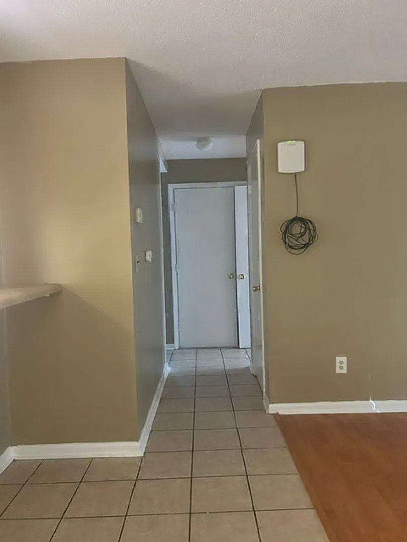 Spacious 2-Bedroom, 2-Bath Apartment in Charlotte's University Area — Photo 3
