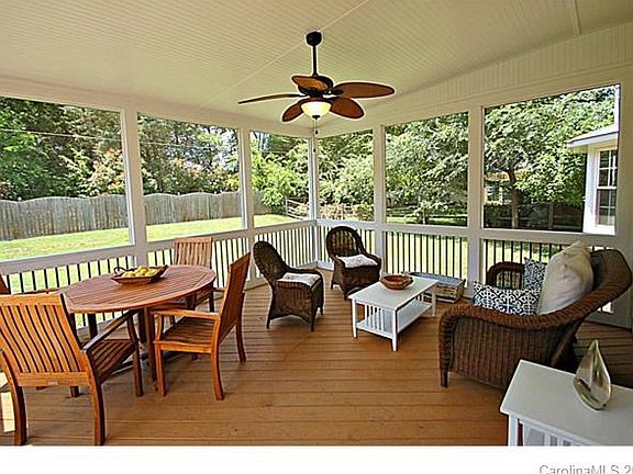 Screened In Porch