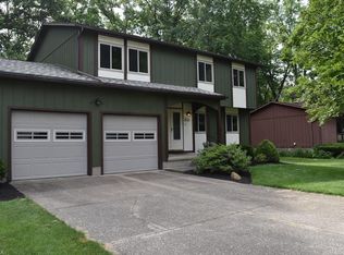 4541 Martinique Dr, Stow, OH 44224