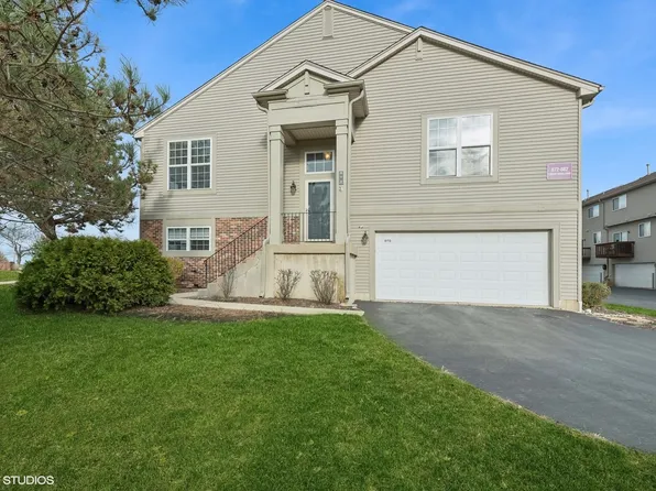 872 Cherry Creek Dr #872, Grayslake, IL 60030