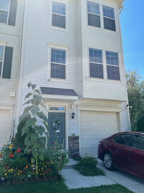 1st image of 8189 Hollow Ct