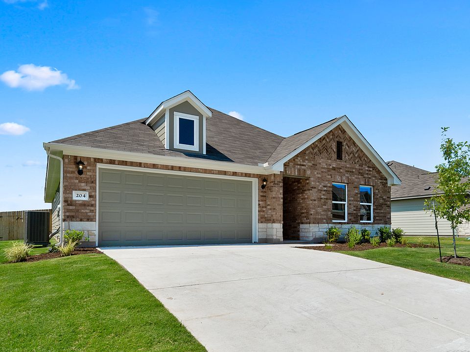 204 Sarnella Way Elevation Image 1