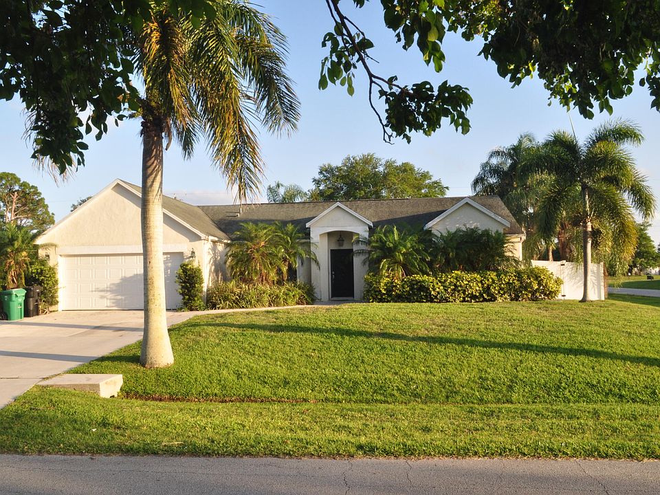 1st image of 468 Prado Ave