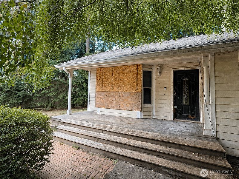 2nd image of 8109 186th Street Ct E