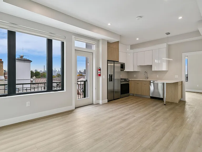 6800 Polk St #402 — Photo 8
